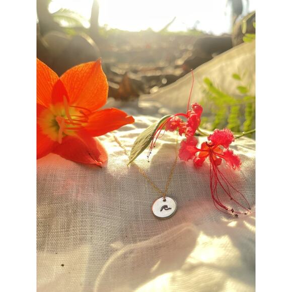 Sting Bling Wave Lover Necklace - Sterling Silver - Picture 1 of 3